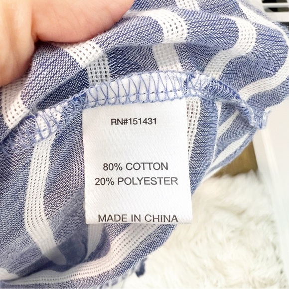 JORDANN BLUE WHITE STRIPE OFF SHOULDER SMOCKED BLOUSE WOMENS SZ MEDIUM - Picture 6 of 7